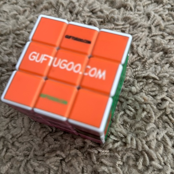 Rubik cube - Picture 1 of 1